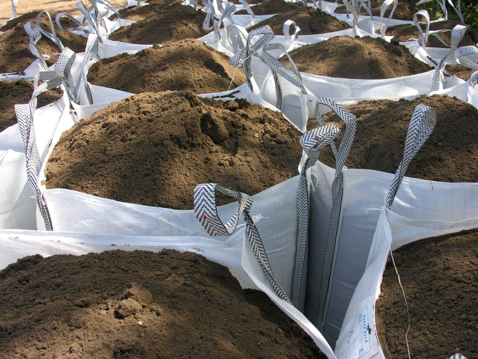 Screened recycled top soil bulk bag | Surrey Hills Firewood